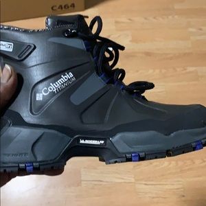 Columbian boots women’s size 8